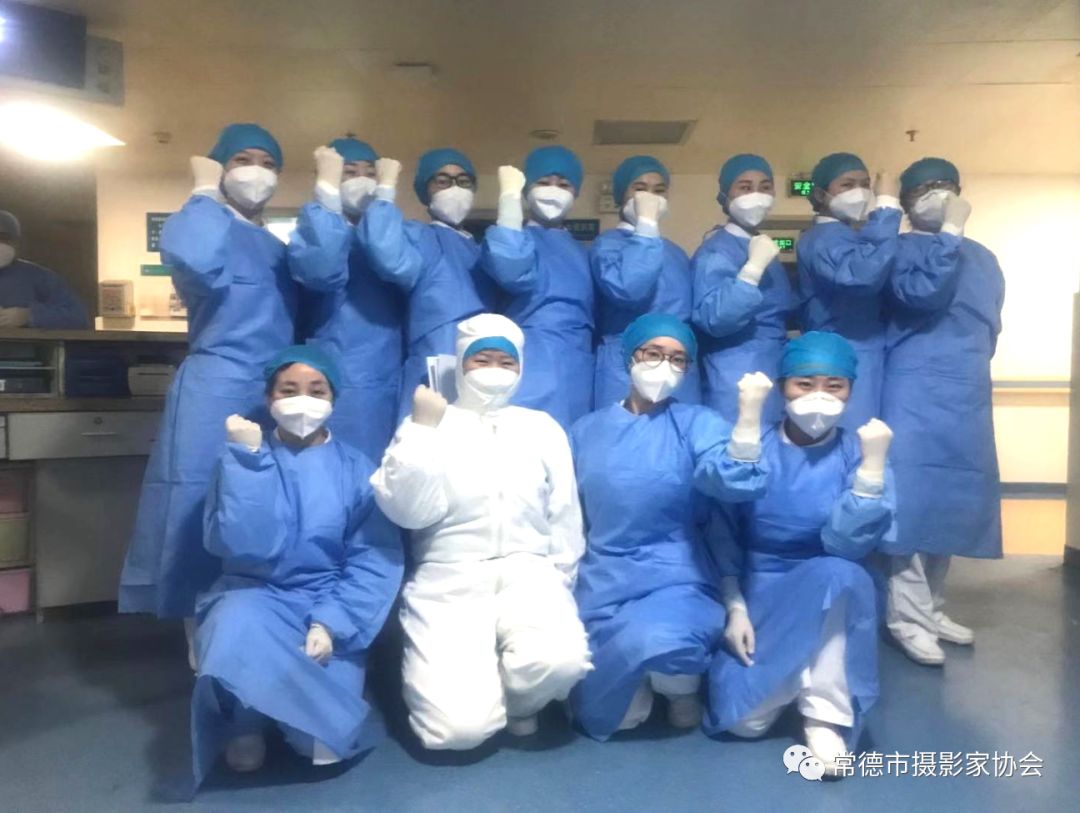 常德摄影协会|《逆风而行》,向奋战在石门抗疫一线的人们致敬!