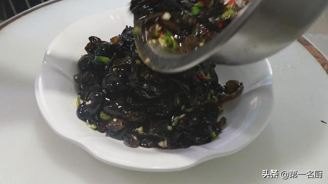 在家怎么做凉拌木耳 637c5d753e914c8294da811e8226d313.jpeg