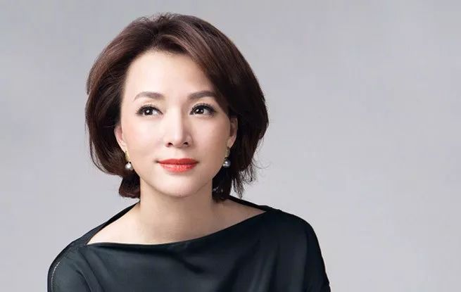 中国著名的女作家 6e5f908813284d2f80566e920274410a.jpeg