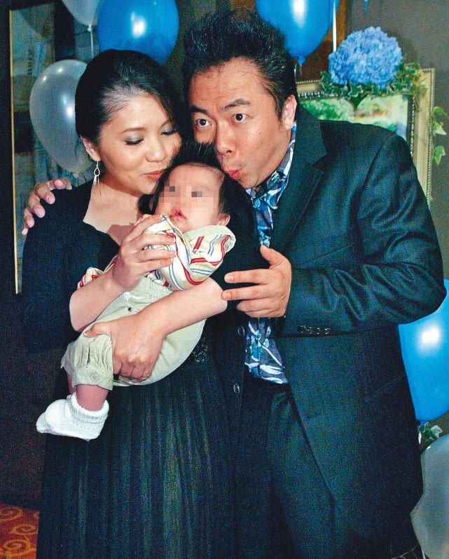54岁男星因没回家吃年夜饭妻子怒断21年婚姻，曾