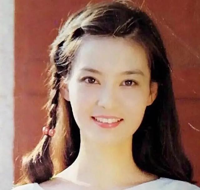 潘虹的戏剧人生：把演戏做成一生的事业，晚年