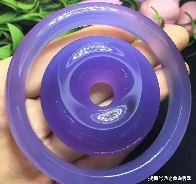 大爷花光10万积蓄买了块帝王紫翡翠结果行家的一句话