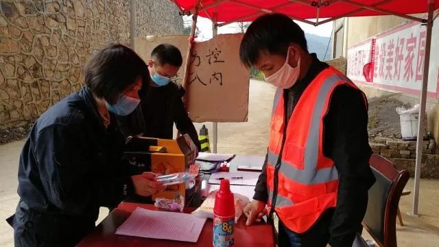 鲁布革镇人口_鲁布革水电站图片(2)