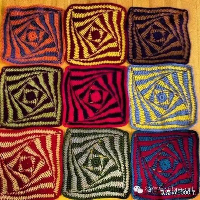 有教程多彩钩针祖母方格花样适合编织钩毯和坐垫