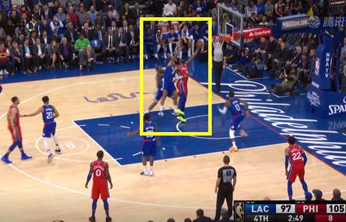 莫里斯“三掌”对恩比德动粗？可恩比德的回应