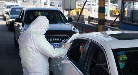 退休干部医院留观期间撬锁逃跑,妻儿接触后也