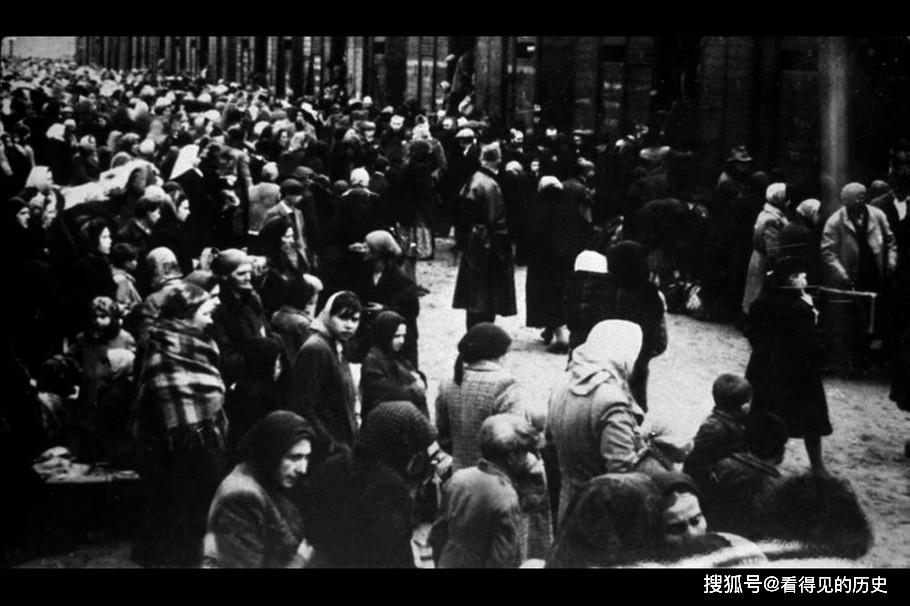 老照片二战中的德国奥斯威辛集中营犹太人的恐怖岁月