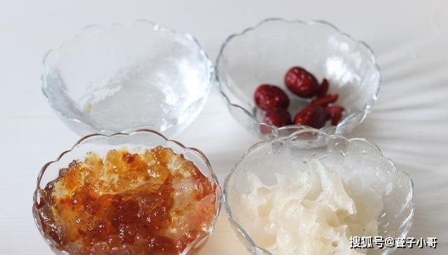 怎样快速泡发桃胶雪燕 1ee09677782545569a0eadc0045109f3.jpeg