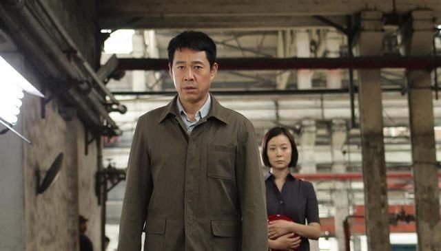 曾和死神掰过腕，当红时弃主持身份“裸”辞拍