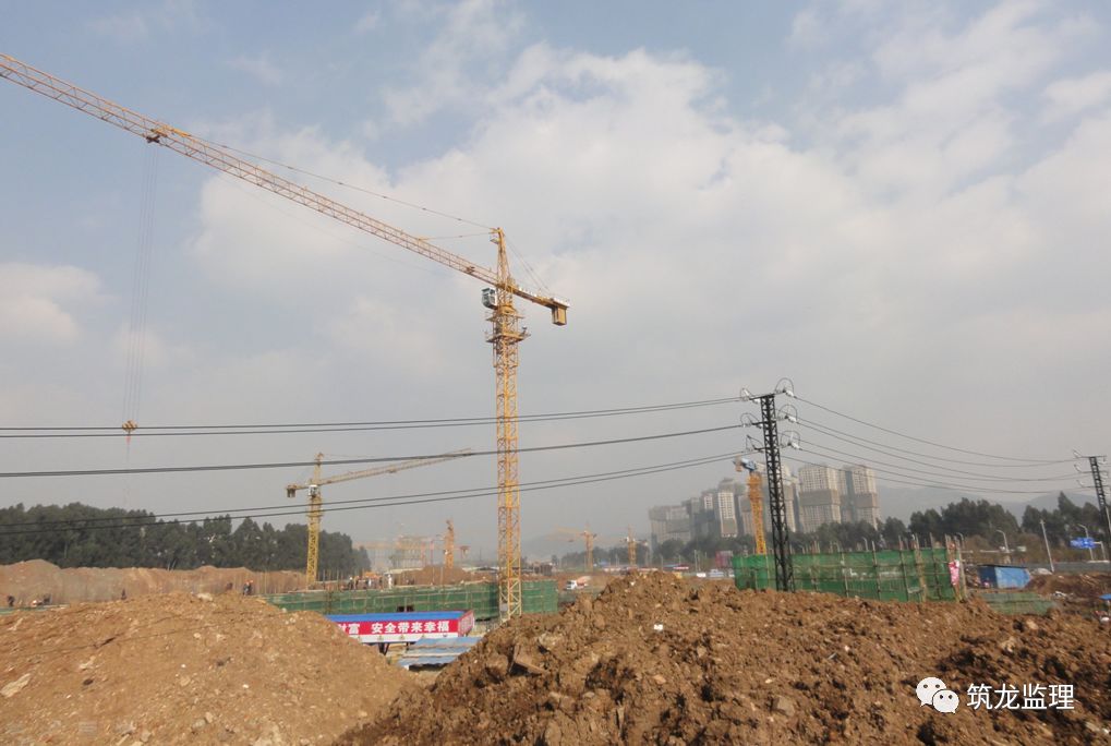 施工现场临时用电39种习惯性违章行为,条条戳中要害!