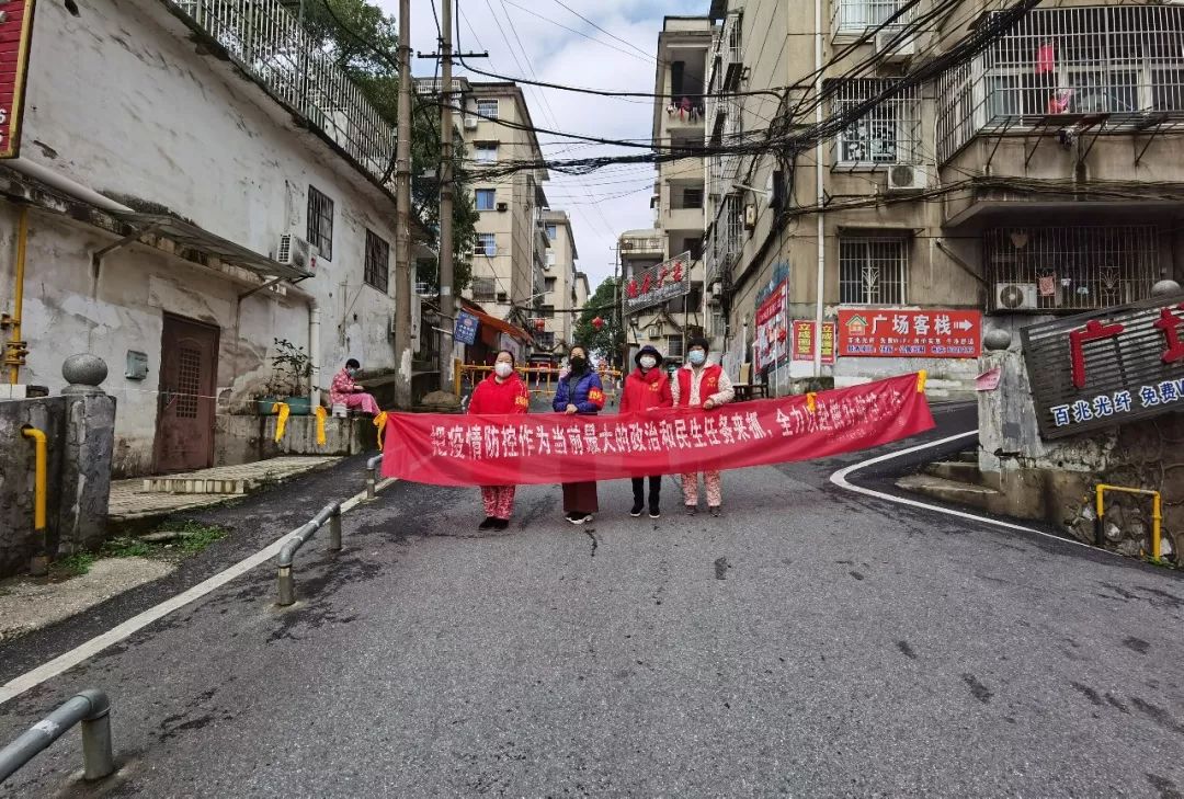 山下路58号市中医院家属楼文昌路巴德船长后面步行街文化路d区站前路