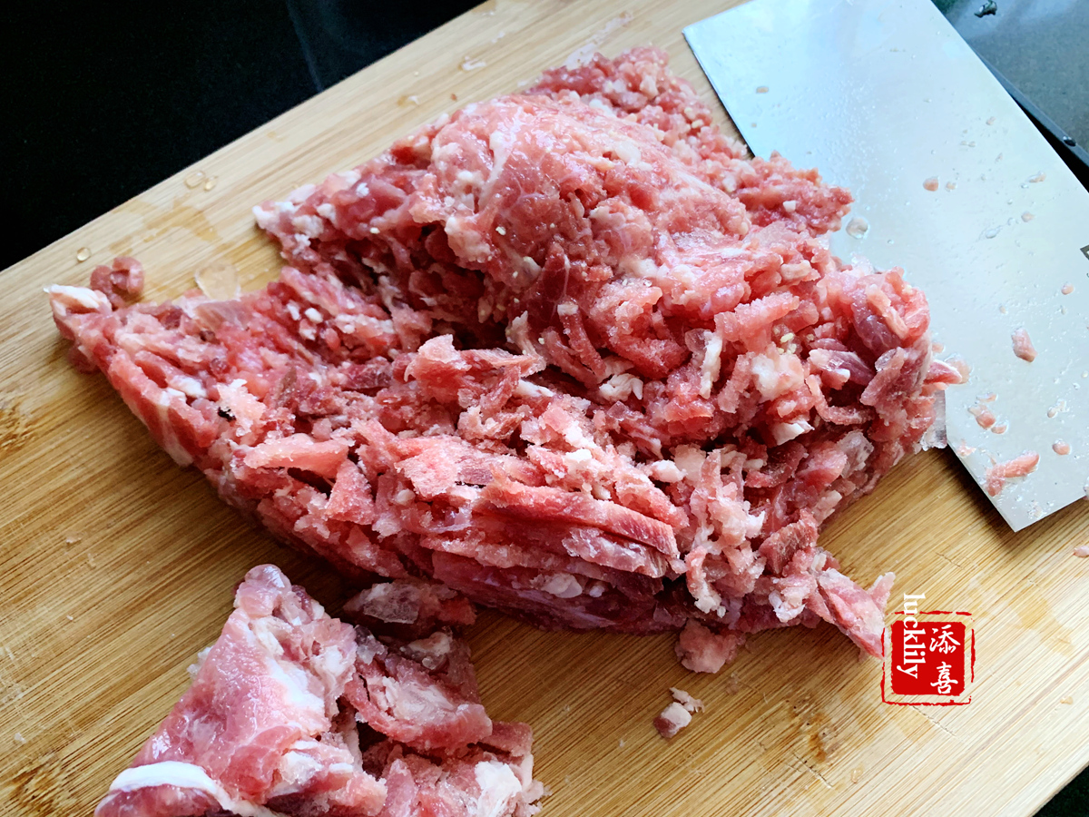 【添喜的厨房】美食战疫——杭州妈妈玩面粉,包饺子花样越来越多了 【添喜的厨房】美食战疫——杭州妈妈玩面粉,包饺子花样越来越多了
