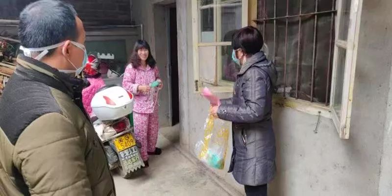 全国人民满意的公务员方秋轩坚守疫情防控一线