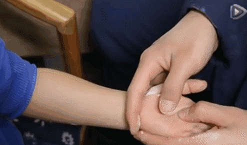 26e0c4670e5f41e79a225f2f8d8a629a.gif