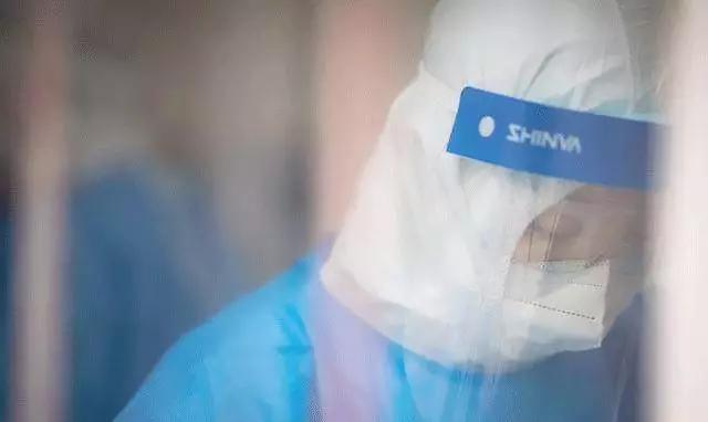 情人节：疫情结束后，余生好好爱