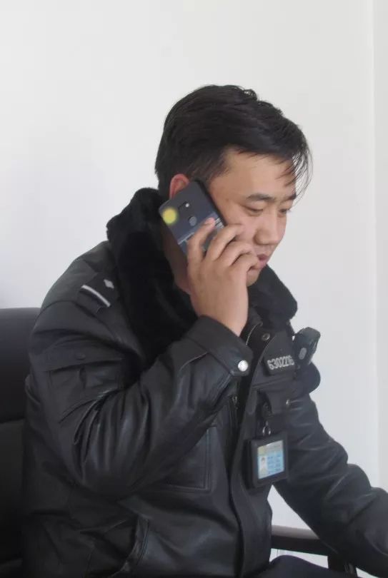 猝什么长成语_成语故事简笔画(2)