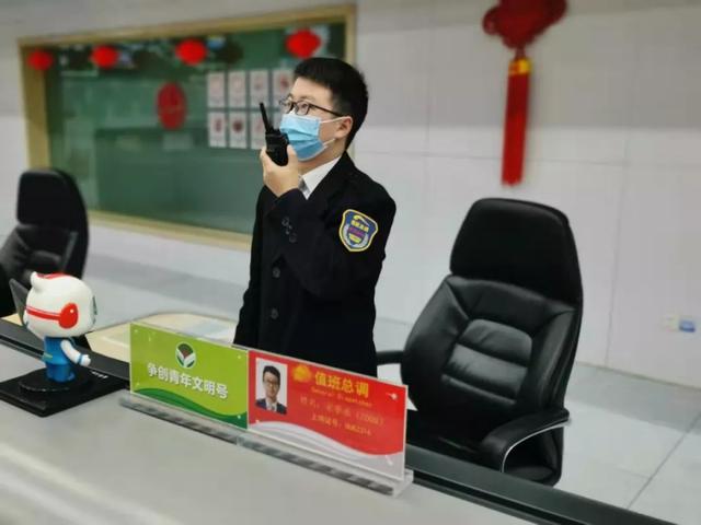 宋季承■这对夫妻时常“碰不上面儿”……,
