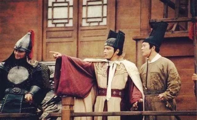 斯里兰卡政府|福建女子因祖坟被挖，前去阻止，意外曝光隐藏500多年的家族秘密