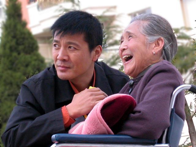 小花奶奶也走了！曾是天津第一代播音员，78岁获