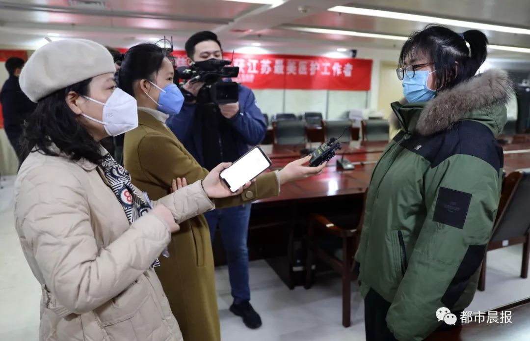 最美医护工作者陈伟她是医生中的医生保护着赴武汉同行的23名医护人员