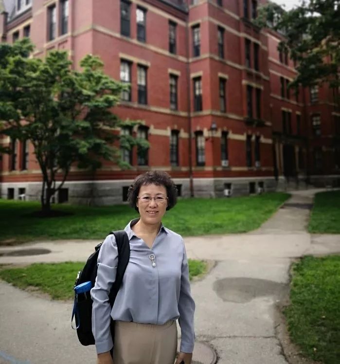 慕课推荐|北京师范大学章燕教授主讲“英语诗歌”