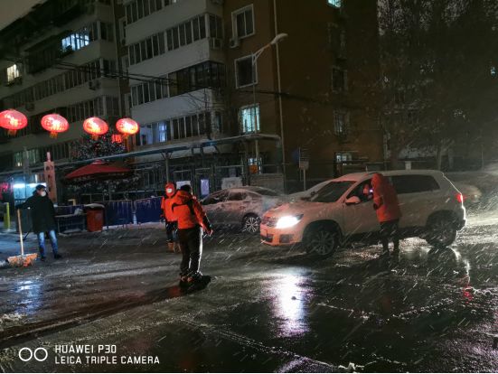 抗击疫情雪人-发现天津