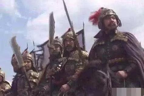 虎豹骑|张飞当阳桥大喊三声谁敢应战，许褚刚要出战却被张辽拉住，为什么