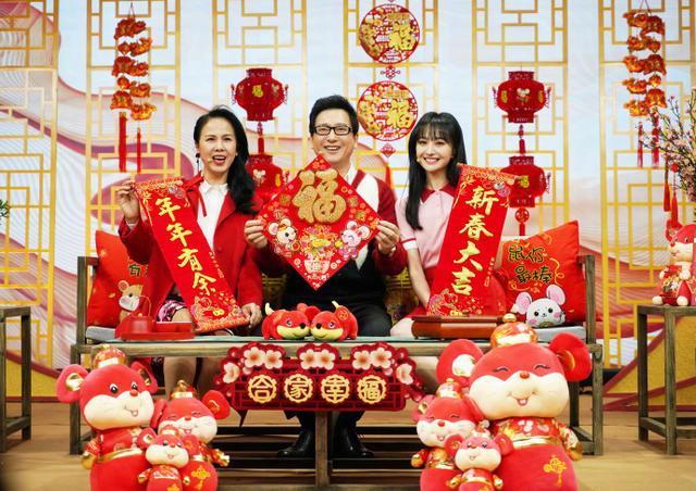 10位明星秀厨艺：赵丽颖杨幂进步大，郑爽被爸爸