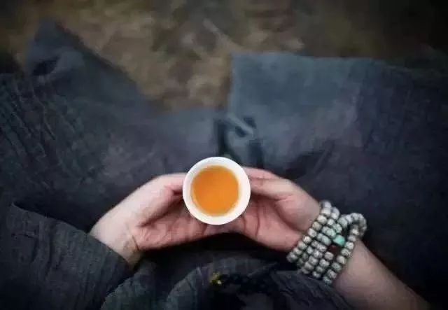 喝什么茶对身体好对胃好 3caef1ac9a634565b0123bd0e04372cd.jpeg