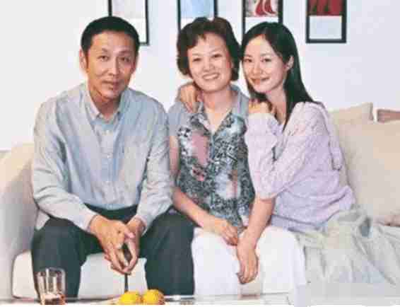 隐瞒了34年! 爸爸却是陈道明, 出道多年不拼爹不