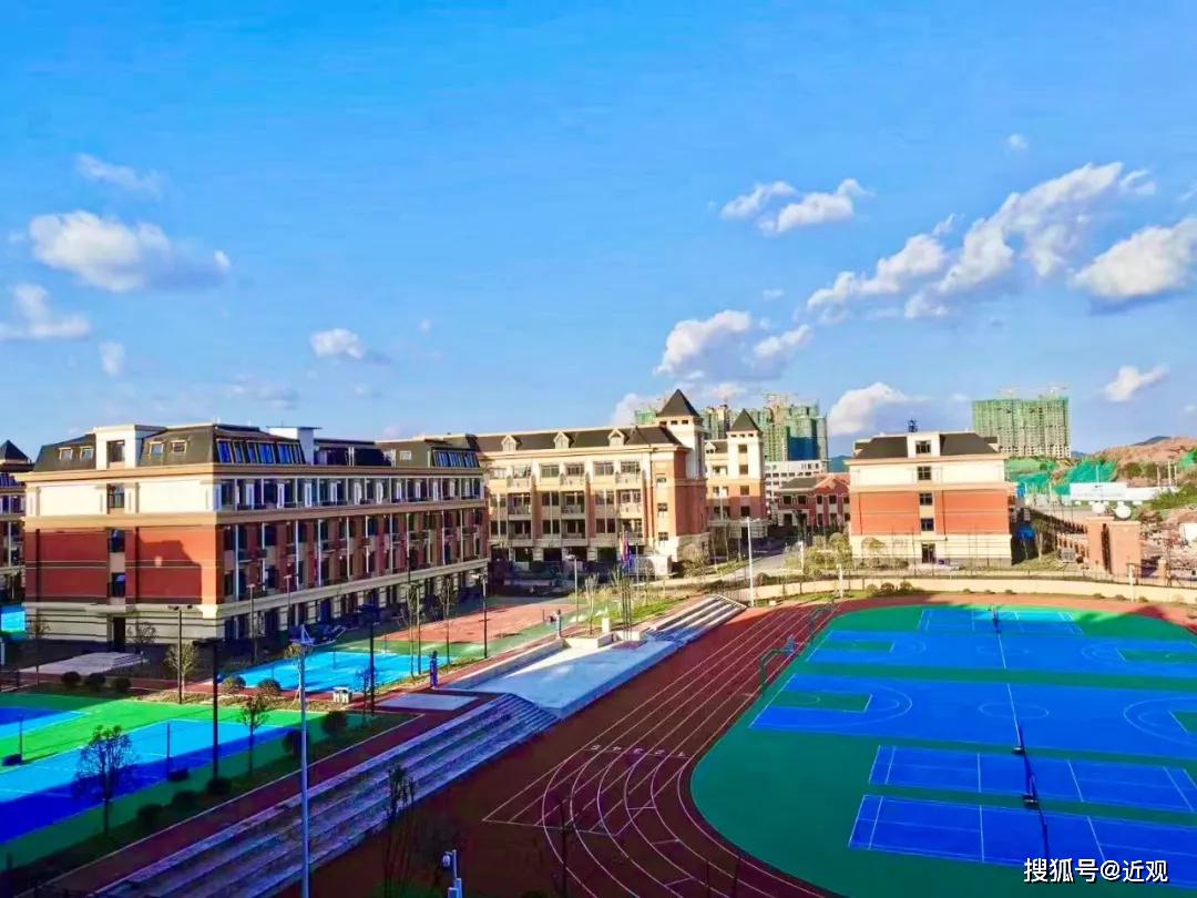 您守护世界我护您周全乐至博骏公学致抗疫一线医护工作者的一封信