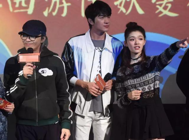 星女郎罕见私照曝光，身高三围都存疑，被嘲讽