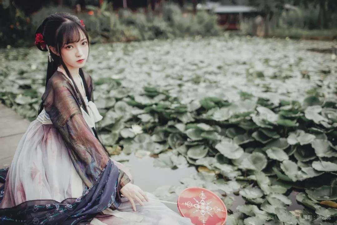 汉服小仙女惊鸿一瞥倾心至今