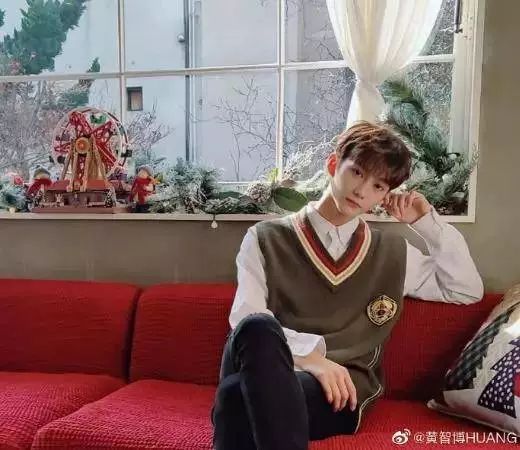 诈骗国难财的明星，捐空家底的贫困老人