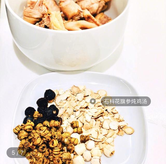 10位明星秀厨艺：赵丽颖杨幂进步大，郑爽被爸爸