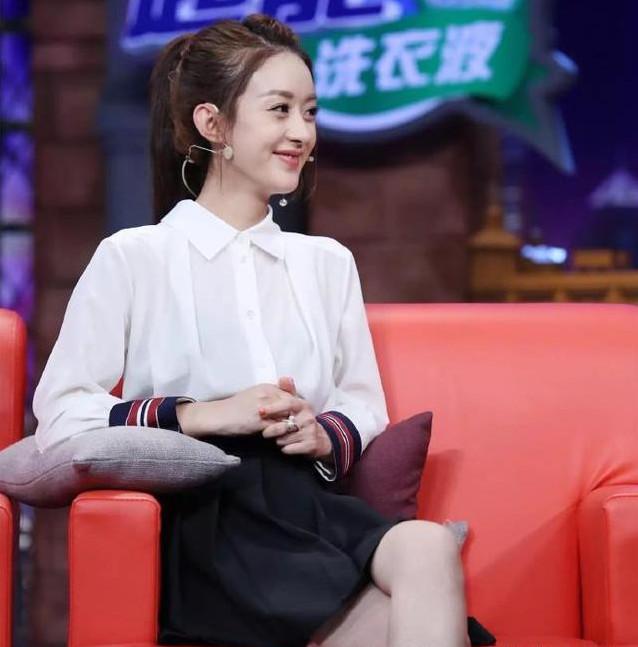 10位明星秀厨艺：赵丽颖杨幂进步大，郑爽被爸爸
