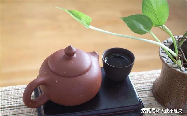 一茶,一书,一知己