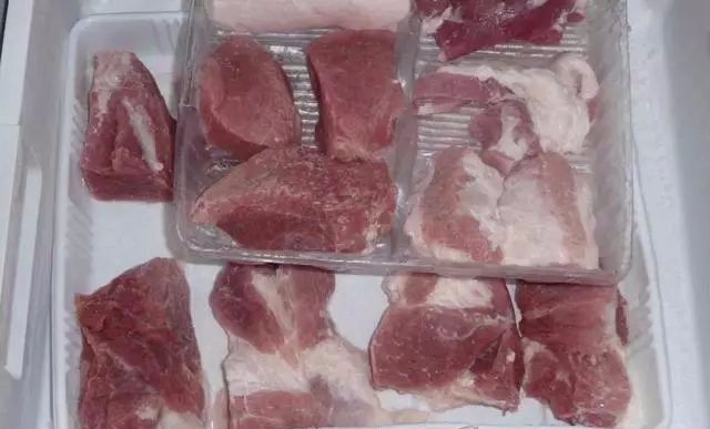 怎么解冻一大块肉 3a54013be4974d61930622e4434c63b8.jpeg