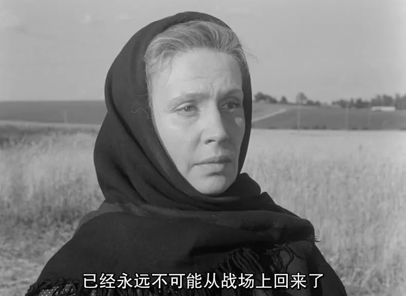 1分,观影完我起立对着字幕鼓掌,这部战争片已成不可复制奇迹_阿廖沙