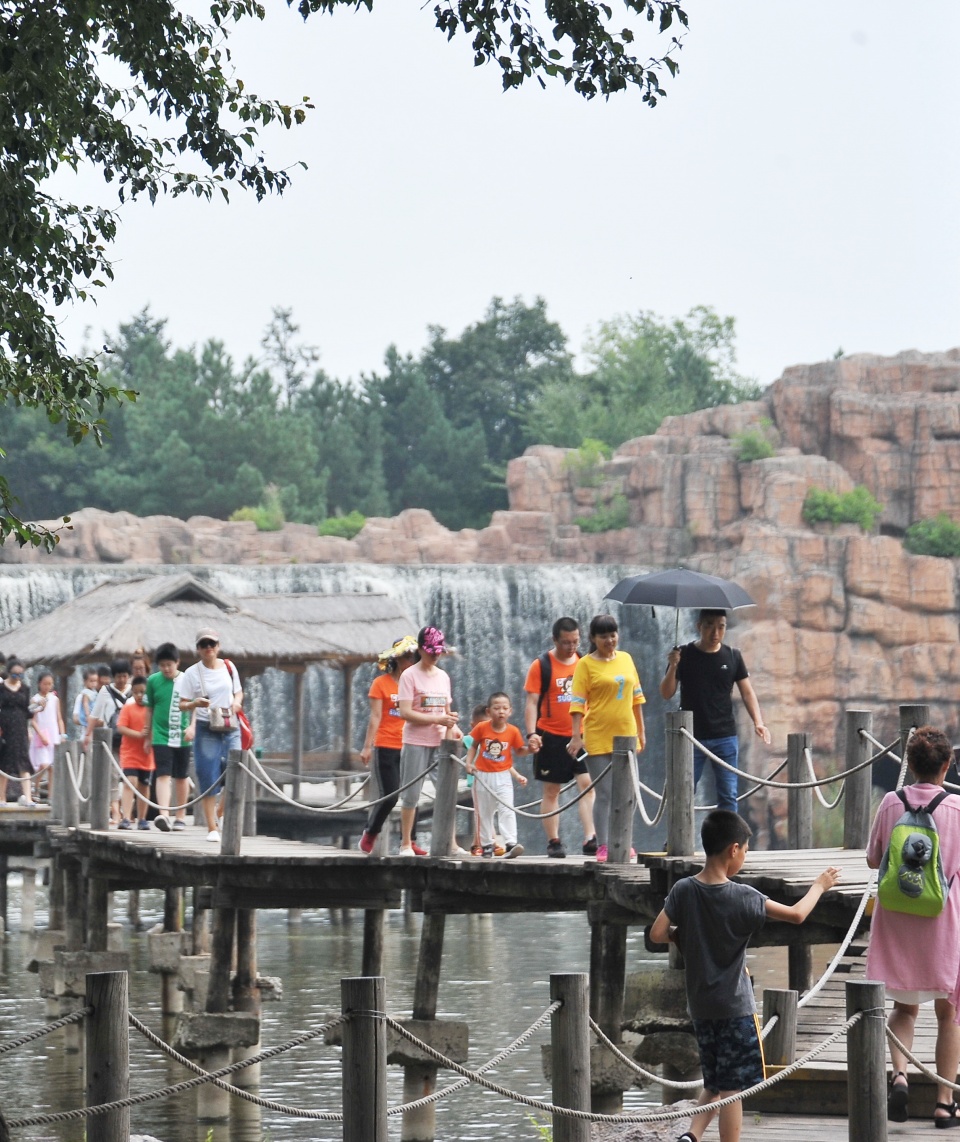 5a级景区的太阳岛免门票,每天都有大量游客前来观赏美景