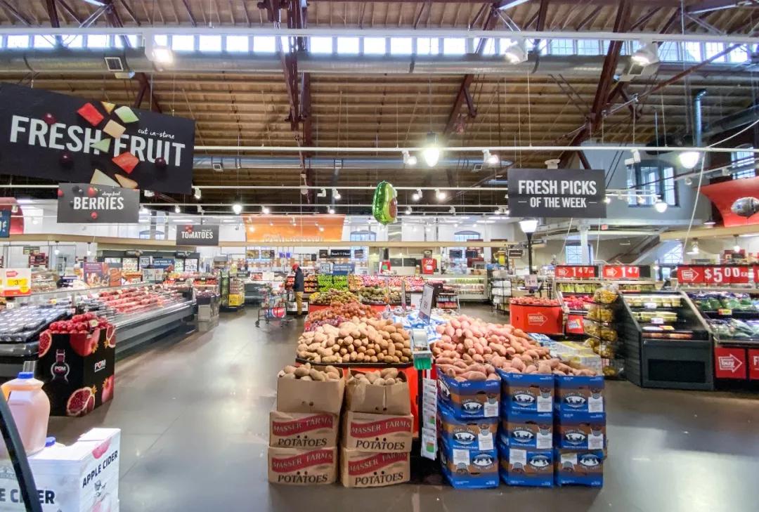 giant 超市的内景,开业当时, 是华府最大的超市