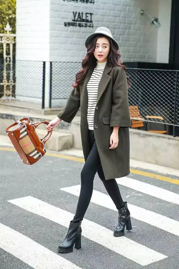 怎么挑选大衣质量 8e4a7fbb0a4e4f88839caaa540dd4f32.jpeg