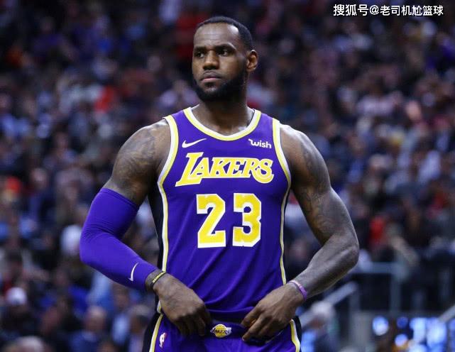 詹姆斯总得分破纪录穿的什么鞋 a0701a9d68844f0eb2a76ab46dd1ee83.jpeg