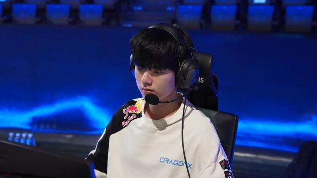 英雄聯盟：賽後採訪Deft，隊伍獲得四連勝 cvMax教練功不可沒 遊戲 第1張