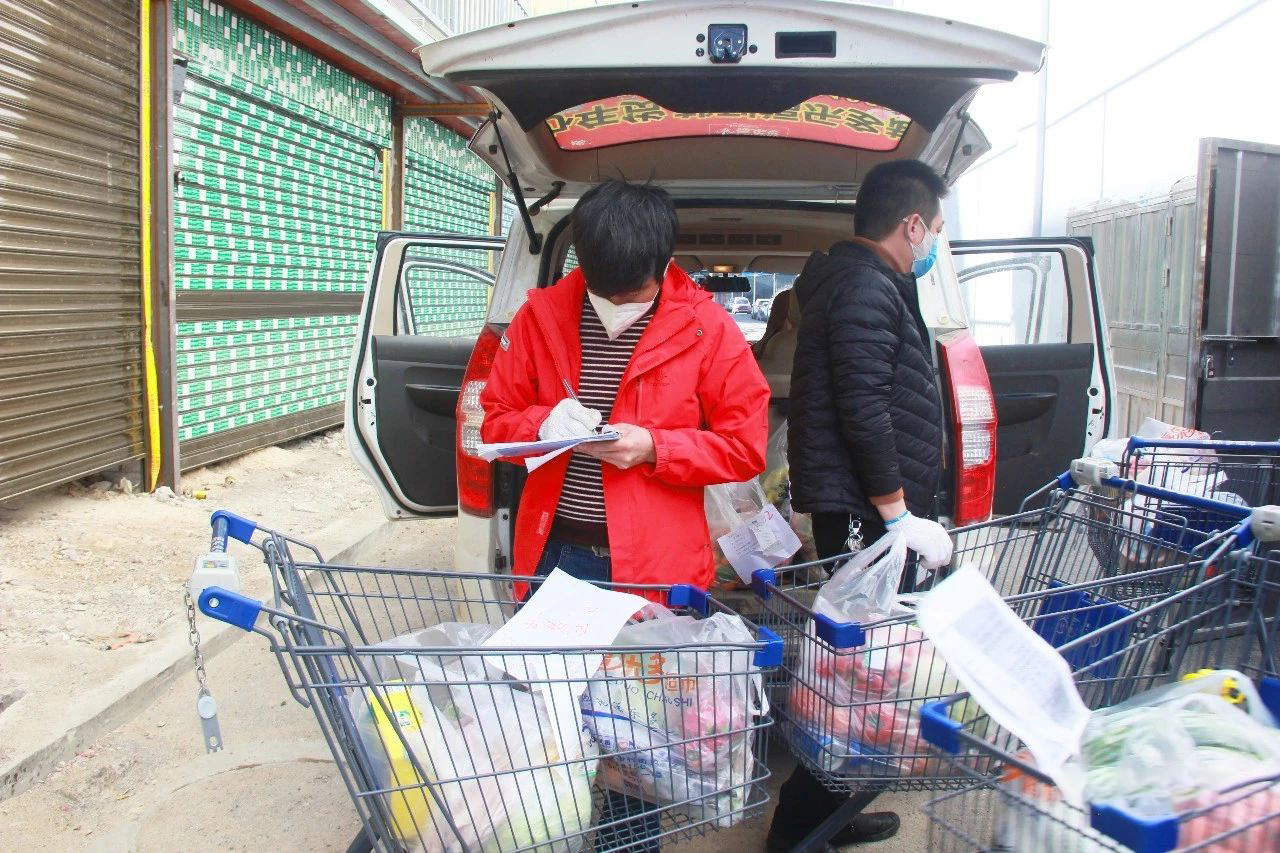微信下单 超市送货 ——威宁推出超市"无接触生鲜配送"服务市民