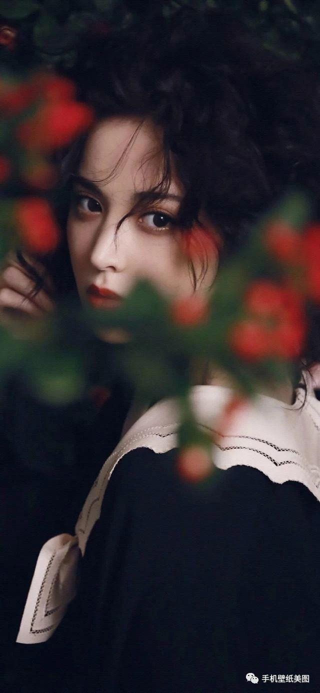 2020最火女生壁纸全屏,2020最火壁纸女生 抖音最近比较火的壁纸,2020好看的抖音壁纸