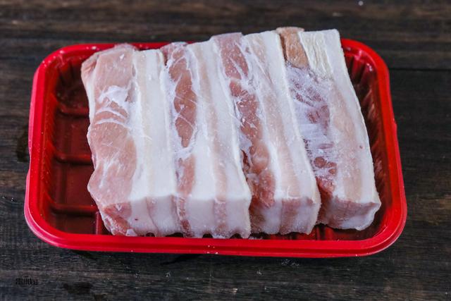 快速解冻肉只需五分钟 d1284d844f36439381296fe7051e5465.jpeg