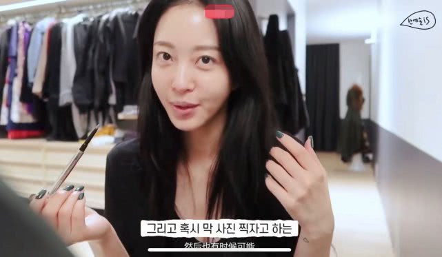 韩艺瑟拥有美貌与身材,气质妩媚娇蛮,如果她没有发生罢演事件,现在