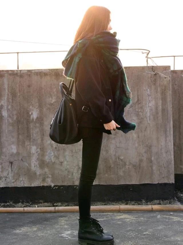 2b22d35355874a858ea27a99cc4372a5.jpeg