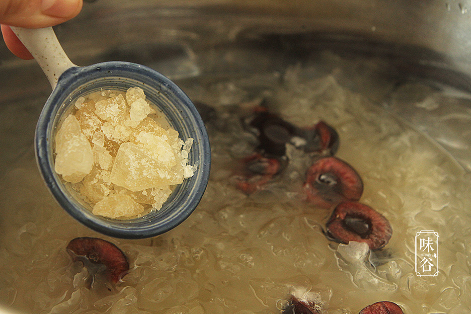 银耳怎么煮好吃不会烂 5734da8d06d443e0b5c8abc45afeb019.jpeg